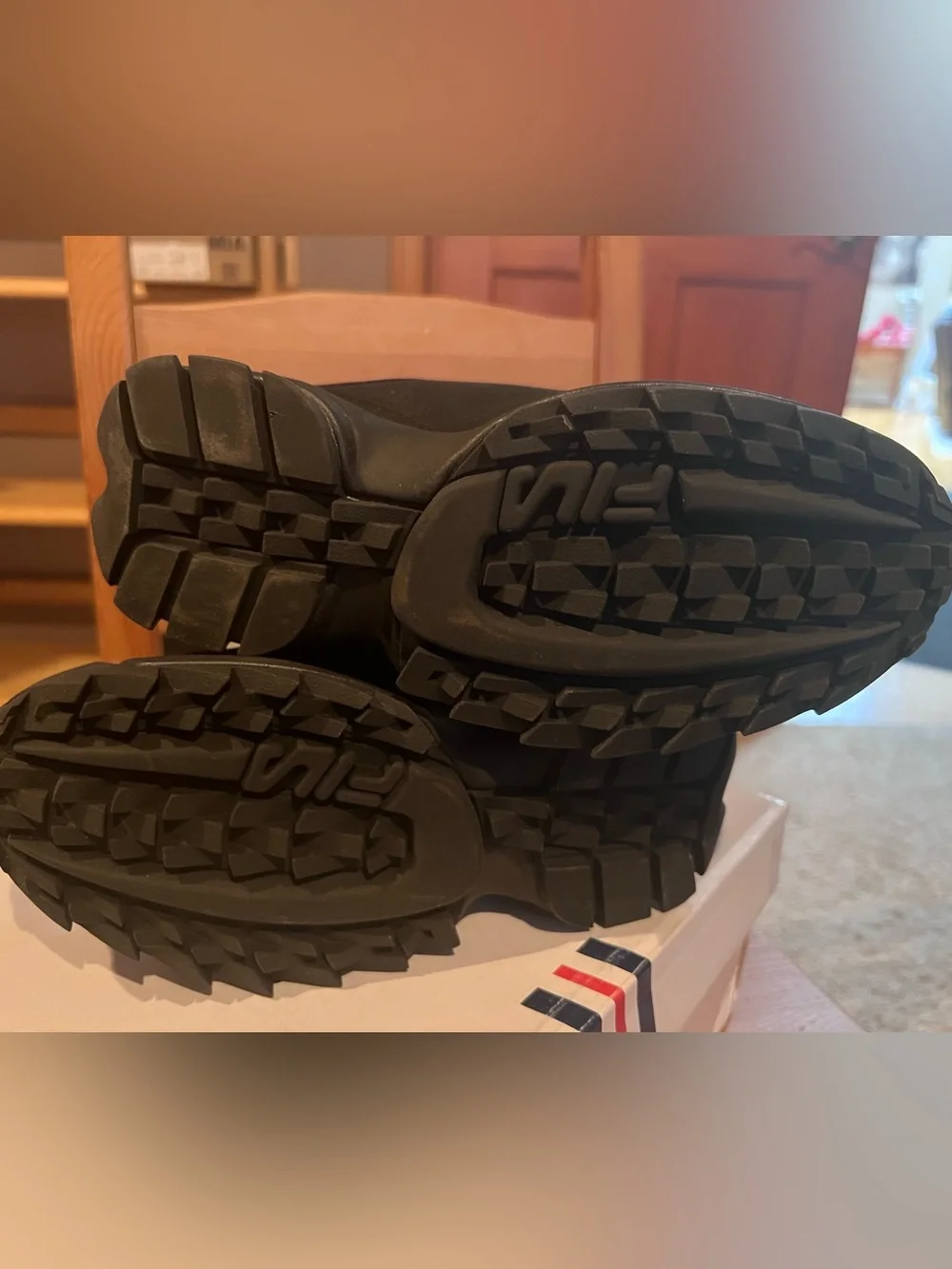 Fila Black Chunky Disruptor II Sneakers HARD TO FIND. FREE SHIPPING